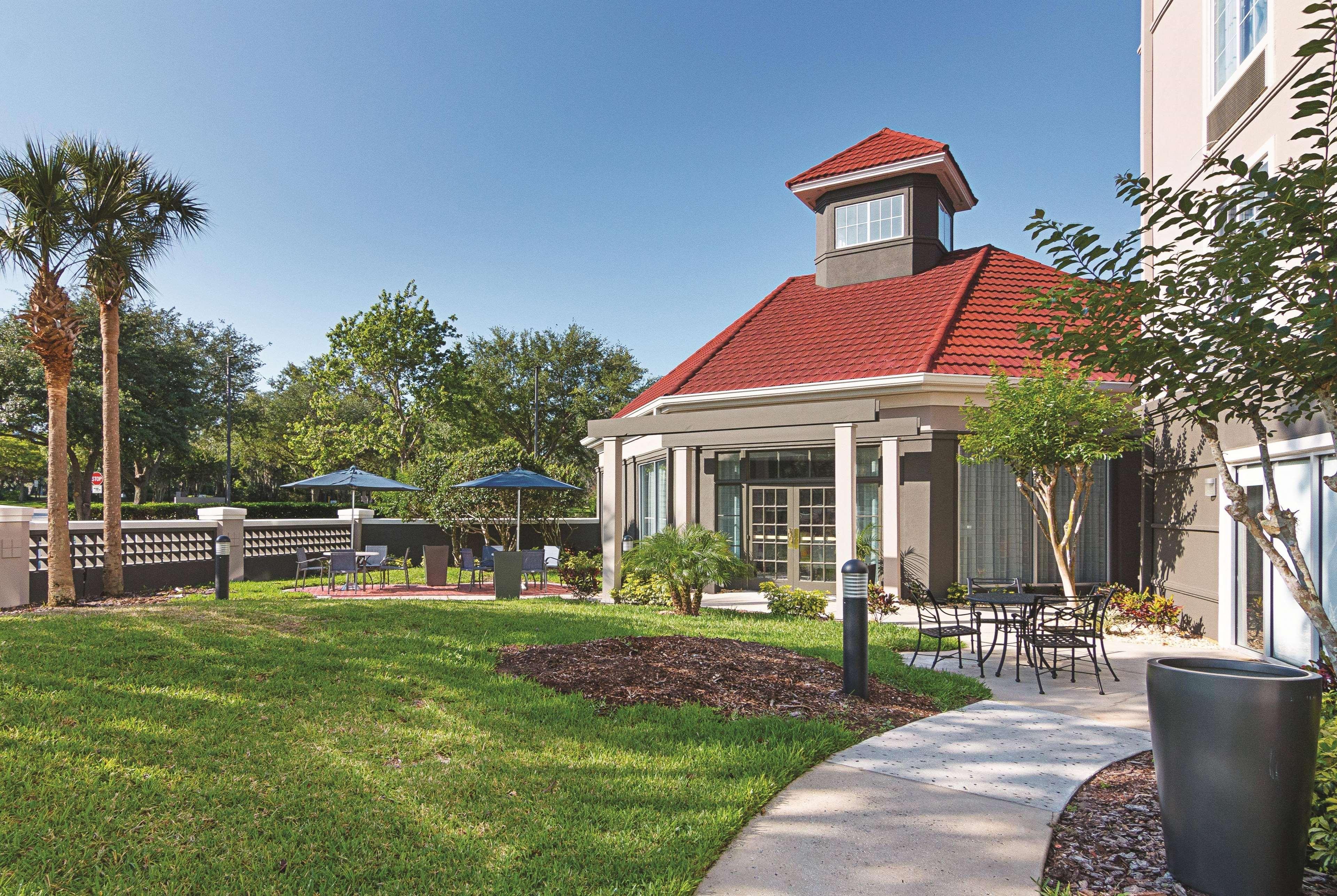 La Quinta By Wyndham Orlando Ucf Alafaya Exterior foto